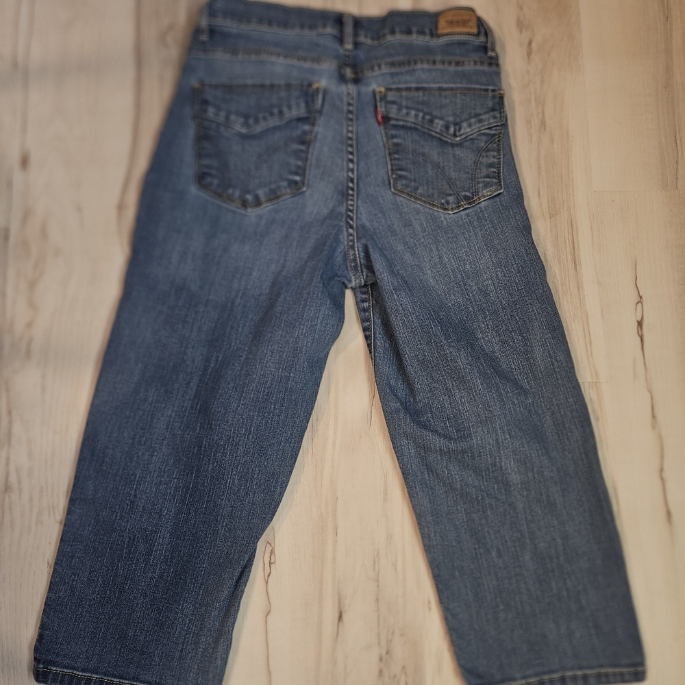 Levi’s 512 Perfectly Slimming Capri Jeans Women’s Size 8 Stretch Denim - Picture 10 of 12